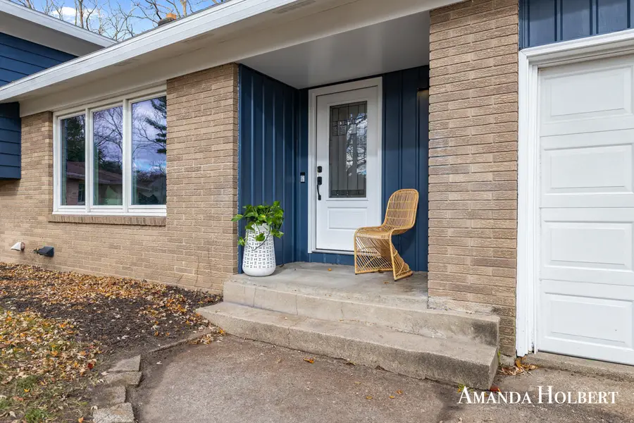 5106 Bridle Creek Court Se, Grand Rapids, MI 49508 - Image #3