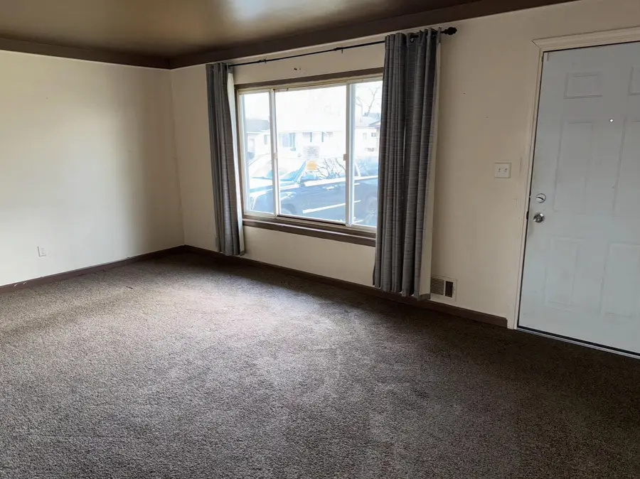 13467 Charlotte Avenue, Warren, MI 48089 - Image #2