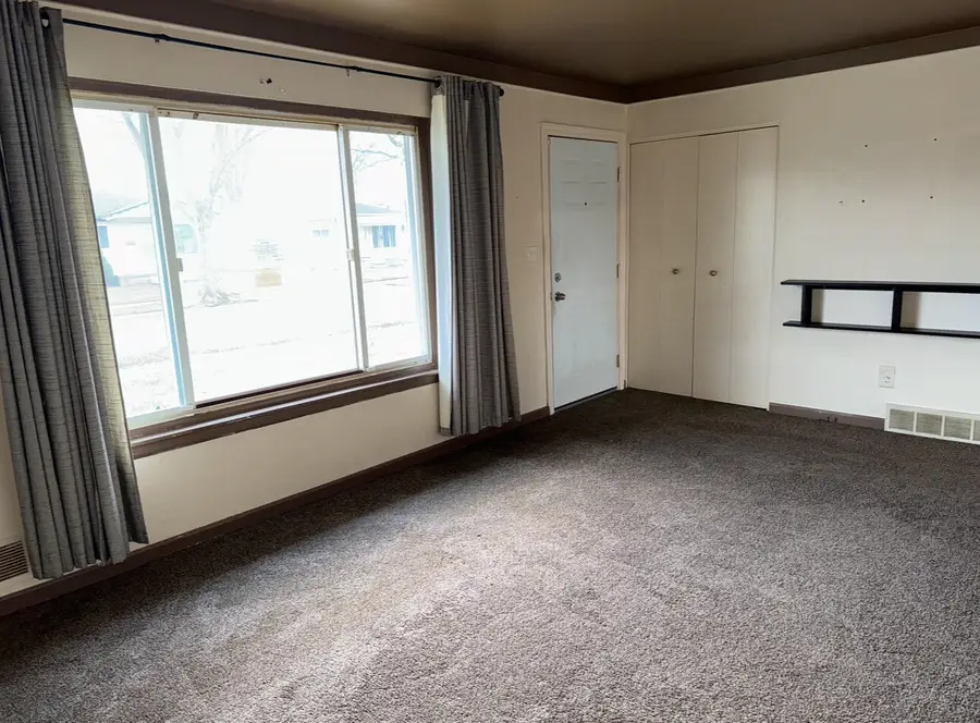 13467 Charlotte Avenue, Warren, MI 48089 - Image #3