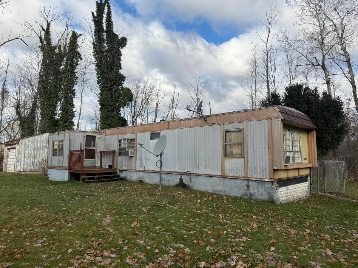 393 W Lever Road, Hart, MI 49420 - Image #1