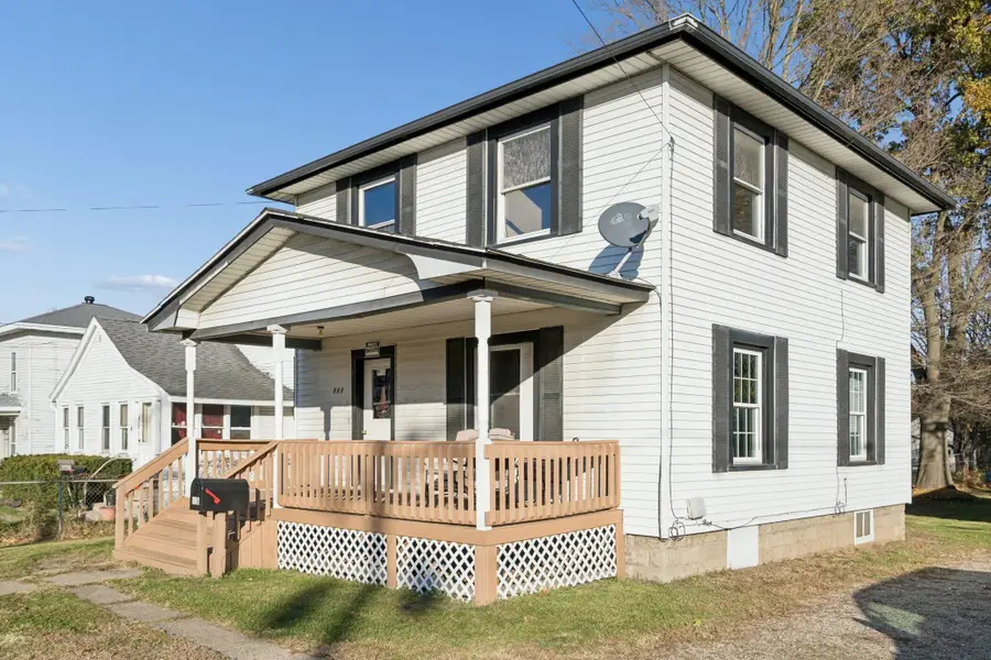 806 N Eaton Street, Albion, MI 49224 - Image #2