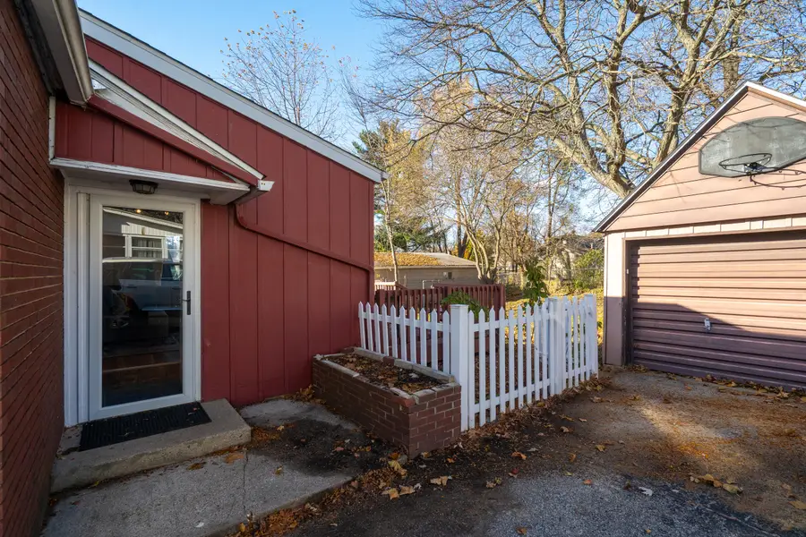 552 Wentworth Avenue, Battle Creek, MI 49015 - Image #3