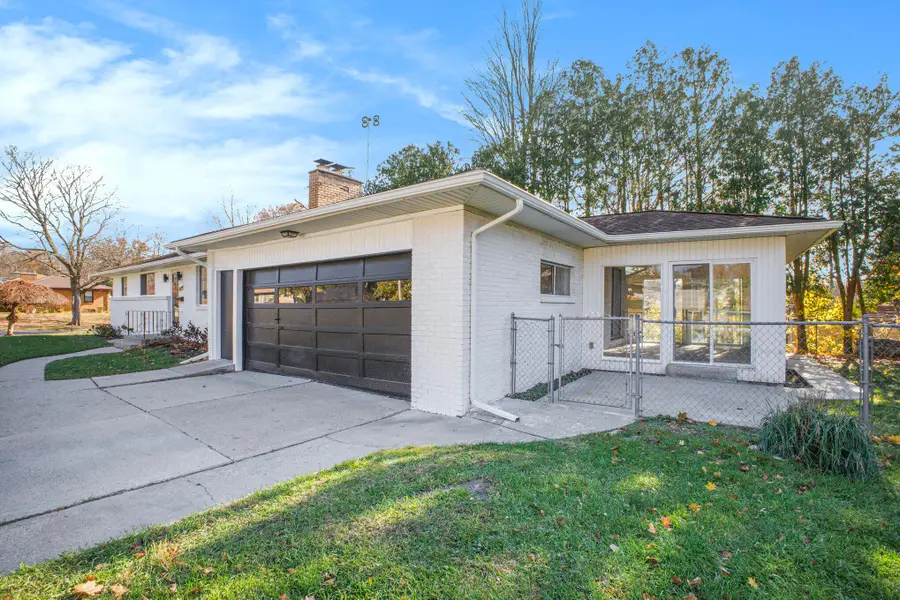 1524 Sweet Street Ne, Grand Rapids, MI 49505 - Image #2