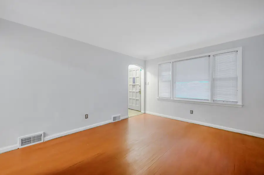 19730 Goulburn Avenue, Detroit, MI 48205 - Image #2