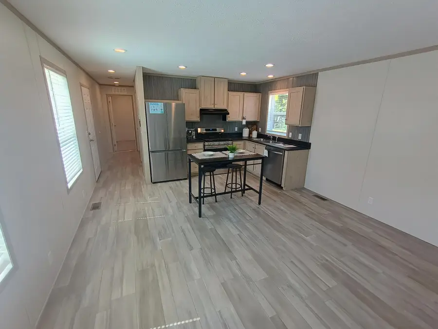 390 12th Street, Plainwell, MI 49080 - Image #2