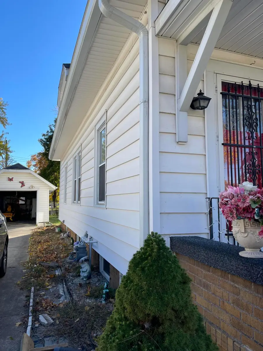 413 E Congress Street, Sturgis, MI 49091 - Image #3