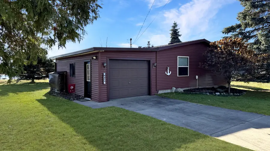 9372 Lakeview Drive, Cadillac, MI 49601 - Image #3