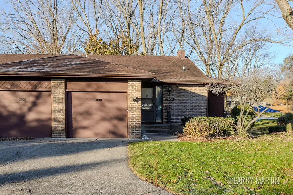 2098 Cranbrook Drive Ne, Grand Rapids, MI 49505 - Image #1