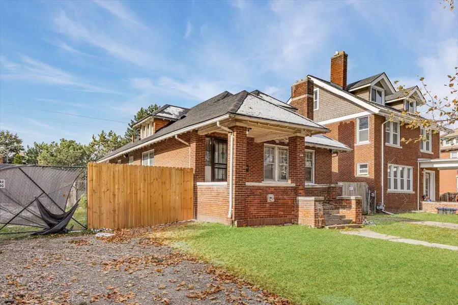 605 Lakewood Street, Detroit, MI 48215 - Image #2