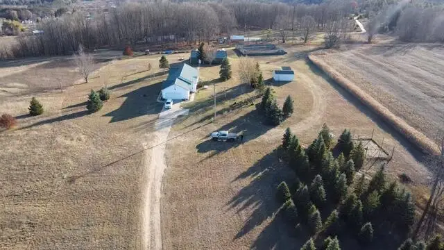 7313 W 12 1/2 Road, Mesick, MI 49668 - Image #2