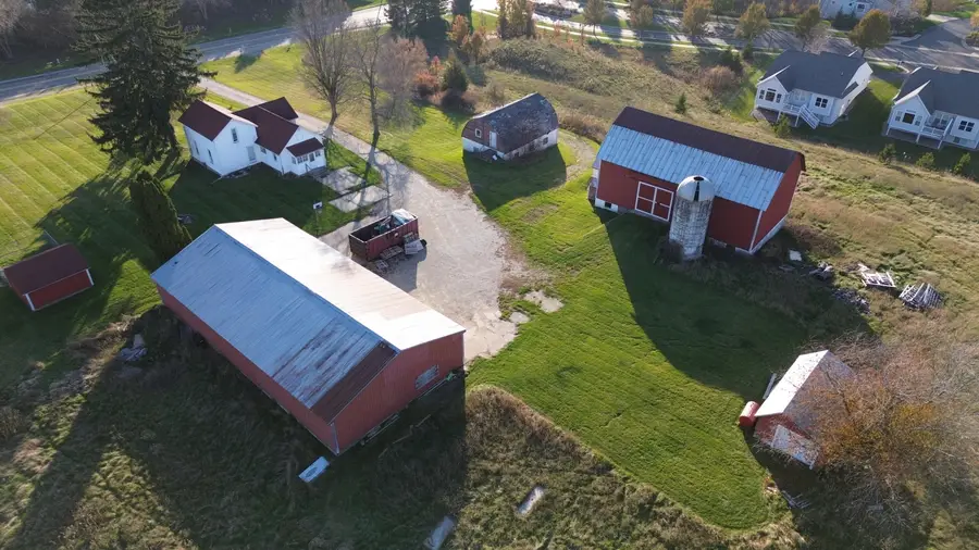 3521 52nd Street Sw, Wyoming, MI 49418 - Image #2