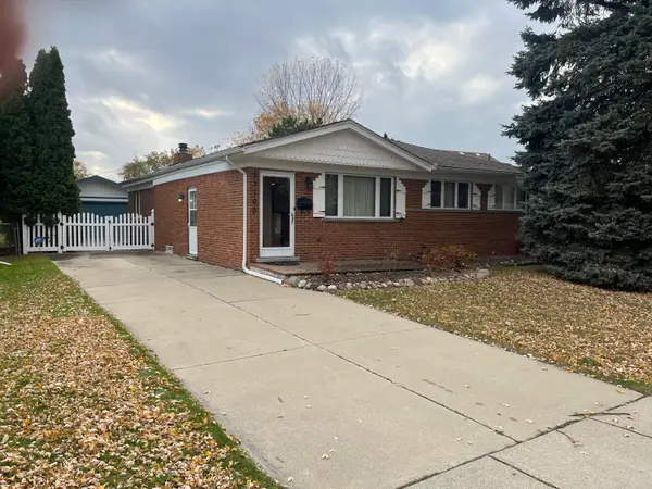 23700 Joy Street, Saint Clair Shores, MI 48082