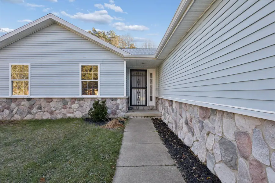 20220 Hubbard Road, Battle Creek, MI 49017 - Image #3