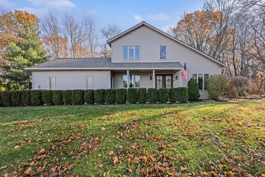 332 Club View Drive, Kalamazoo, MI 49009 - Image #2