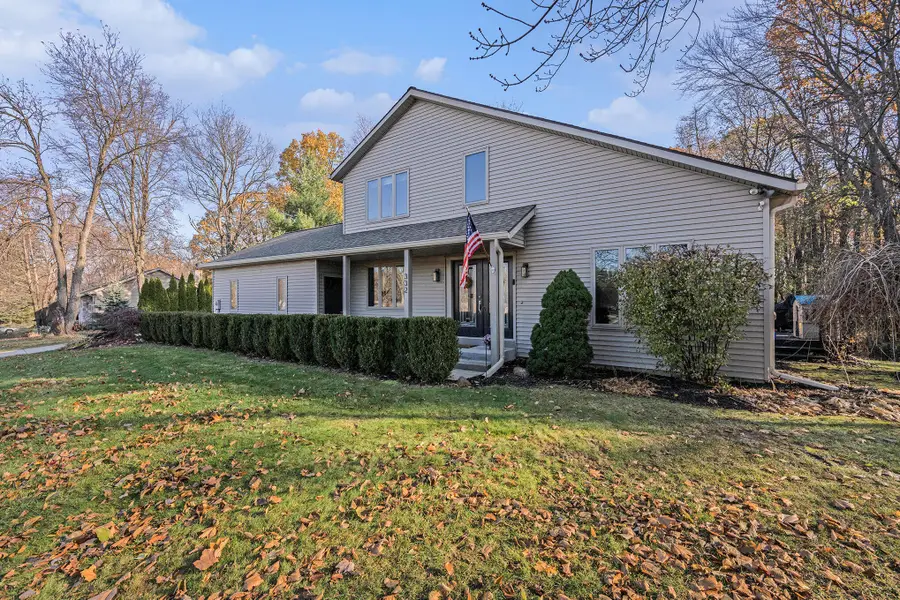 332 Club View Drive, Kalamazoo, MI 49009 - Image #3