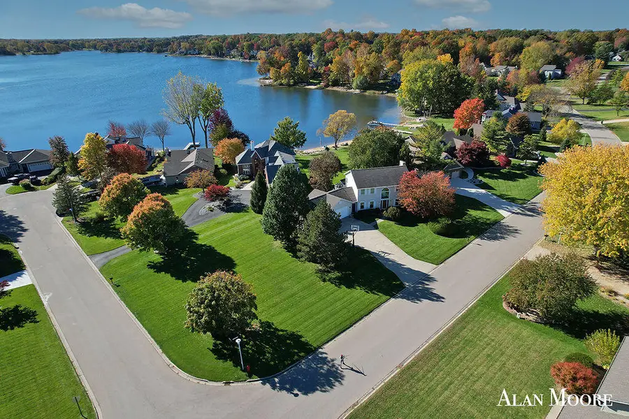 6574 Gran Via Drive Ne, Rockford, MI 49341 - Image #3