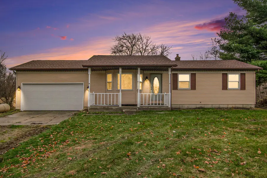 17455 Starbrick Road, Edwardsburg, MI 49112 - Image #2