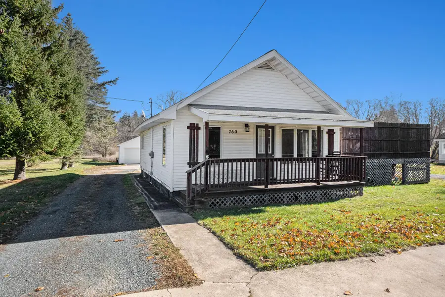 760 S Roth Street, Reed City, MI 49677 - Image #2