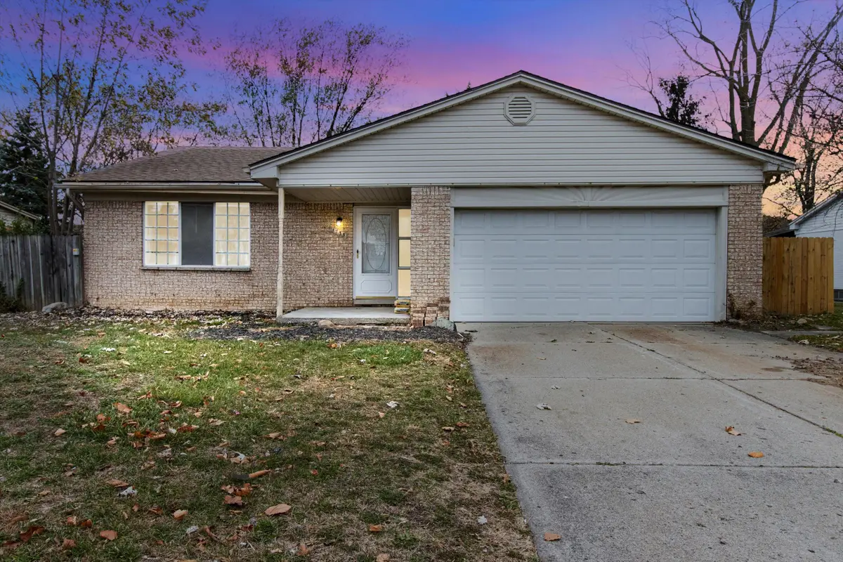 1735 Crestline Drive, Troy, MI 48083 - Image #1