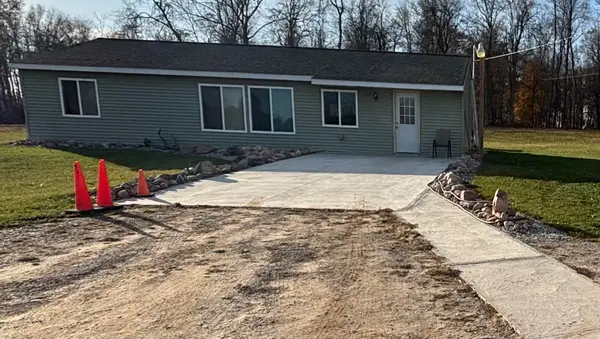 1637 N State Road, Ionia, MI 48846