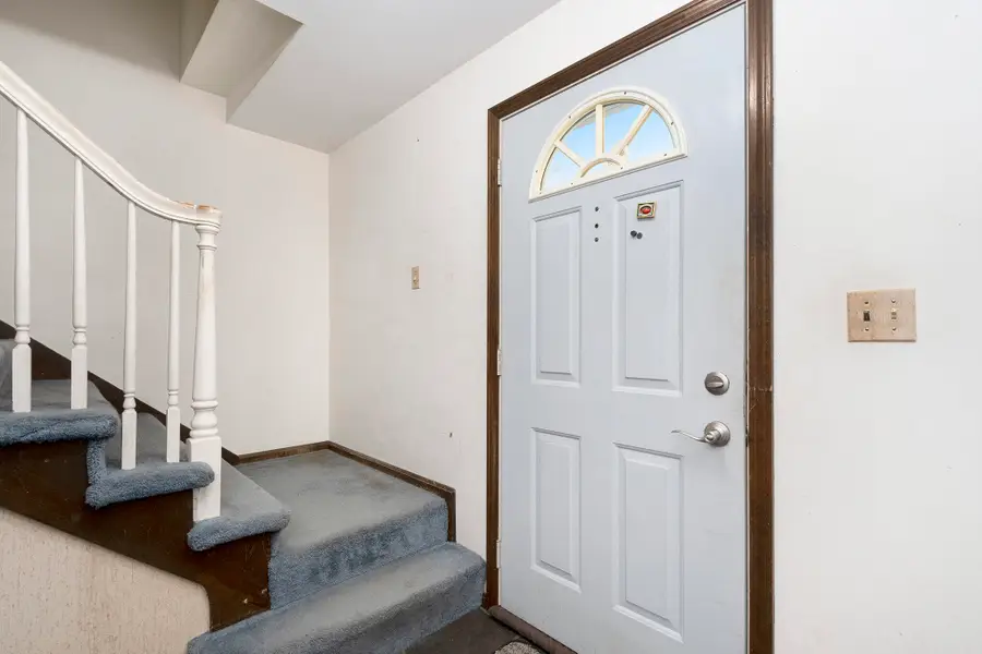 1423 Mapleview Street Se, Kentwood, MI 49508 - Image #3