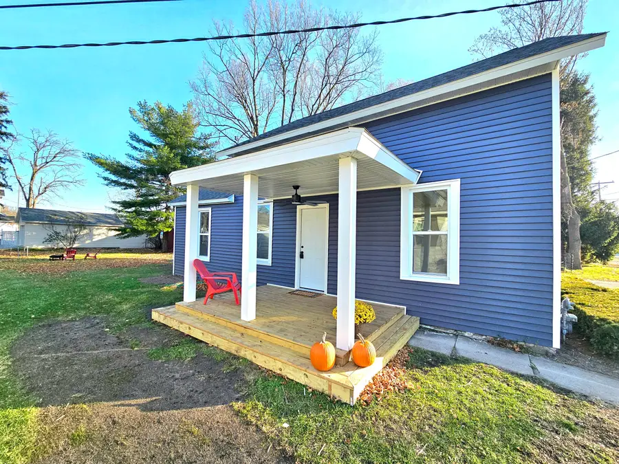 104 W Hotchin Avenue, White Pigeon, MI 49099 - Image #3