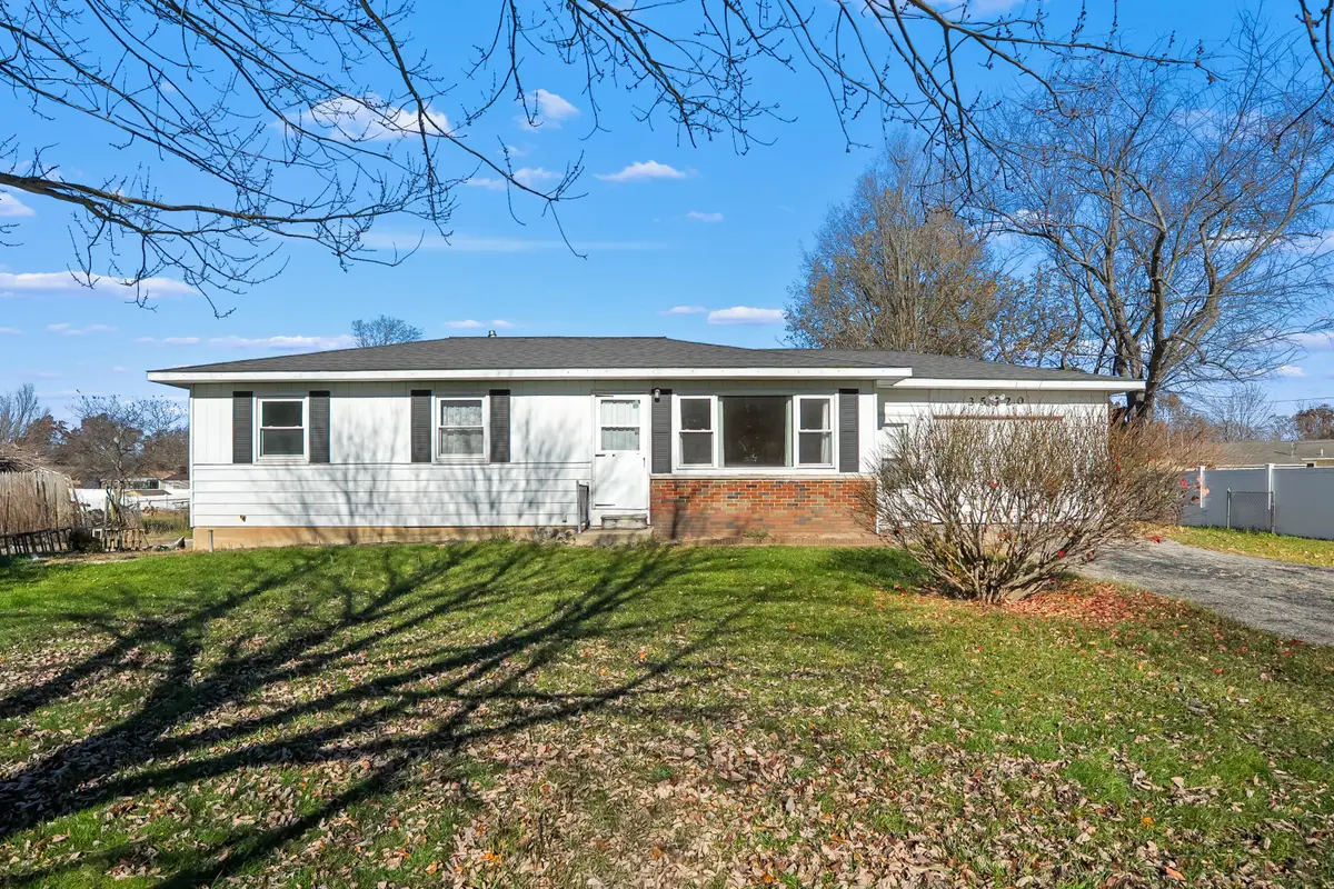 35520 Margurite Lane, Paw Paw, MI 49079 - Image #1