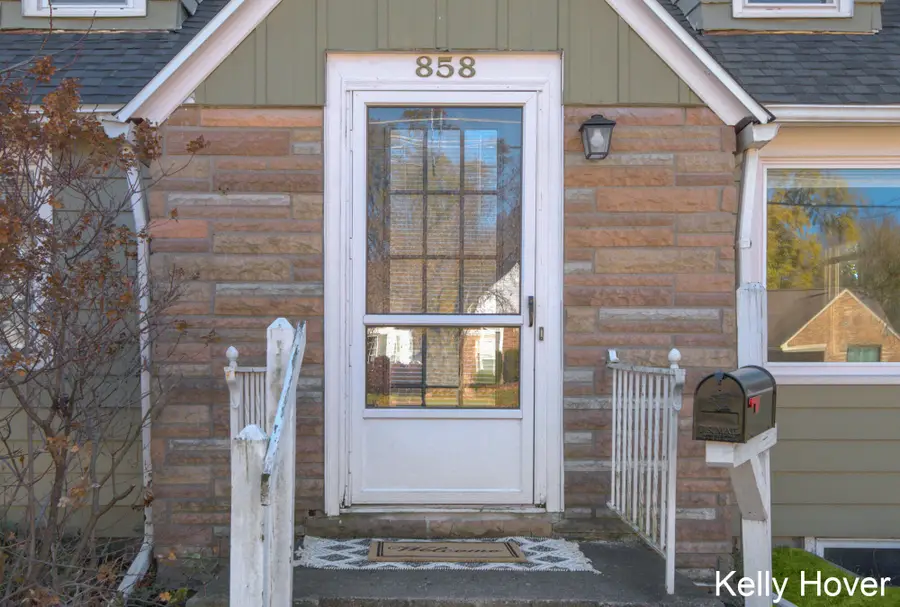 858 Walsh Street Se, Grand Rapids, MI 49507 - Image #2