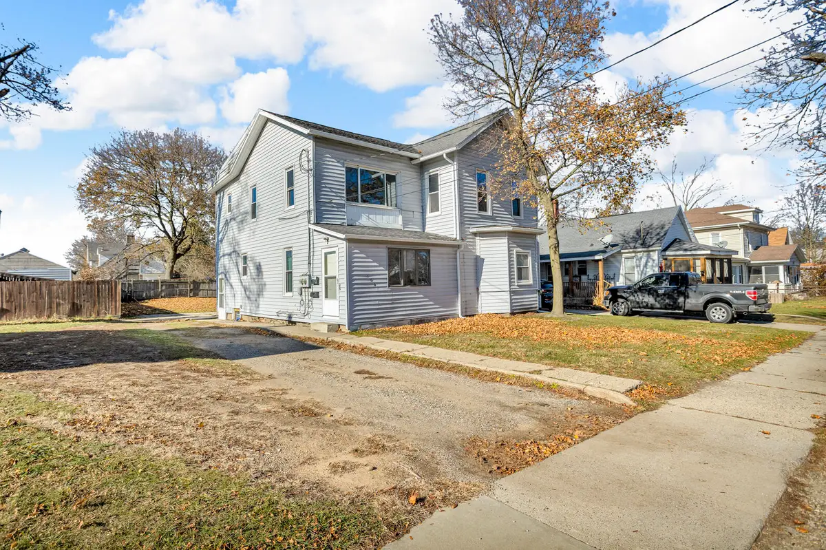 106 N Dwight Street, Jackson, MI 49202 - Image #1
