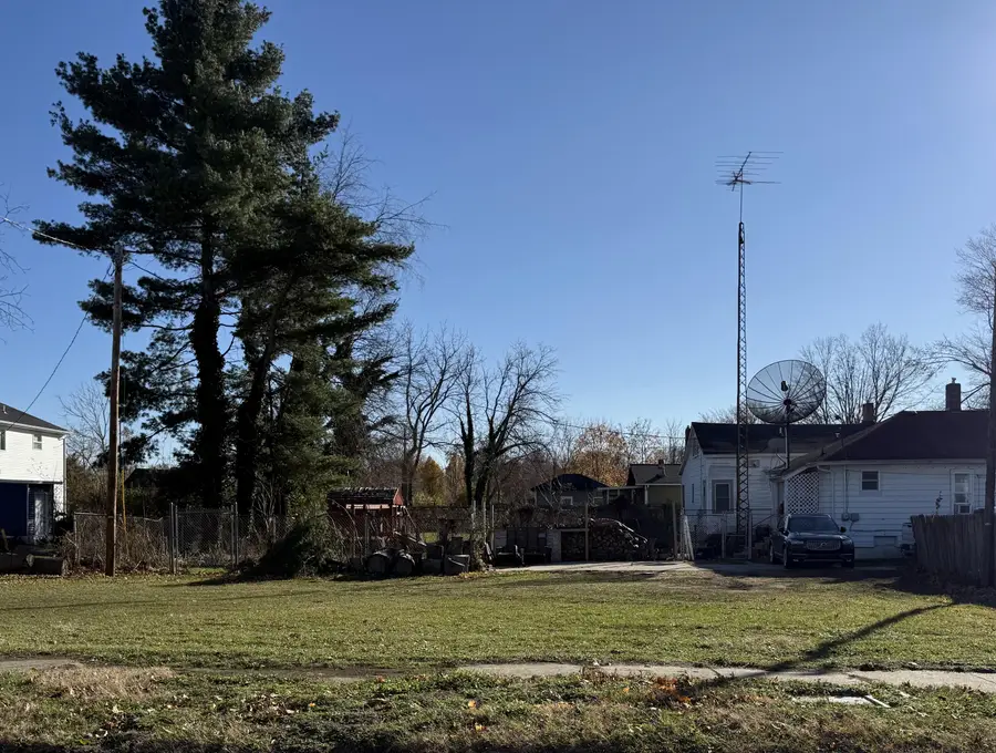 712 Wayne Street, Niles, MI 49120 - Image #2