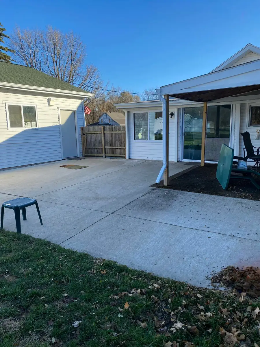 345 E Leroy Street, Burlington, MI 49029 - Image #3