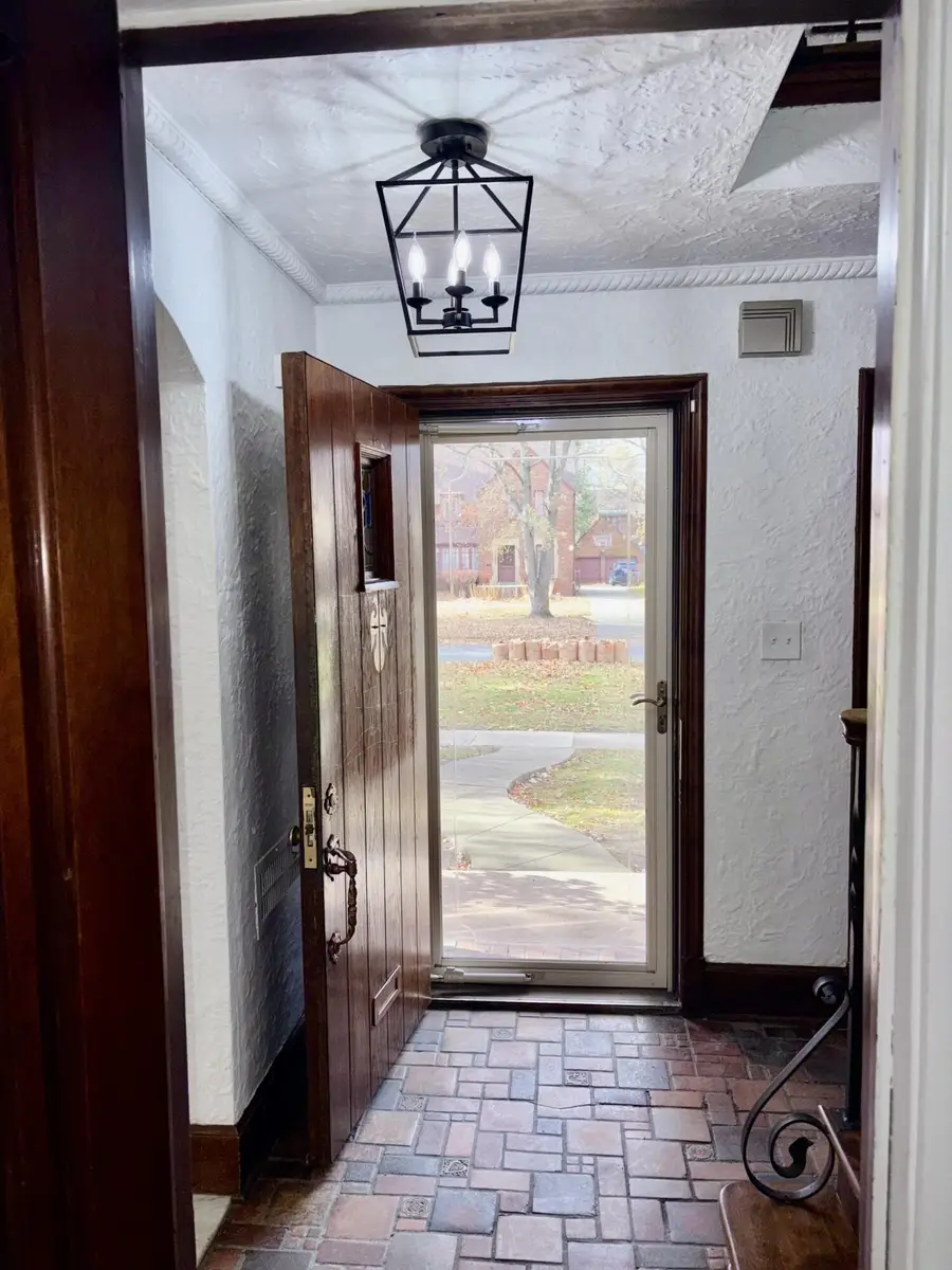 14550 Glastonbury Avenue, Detroit, MI 48223 - Image #2