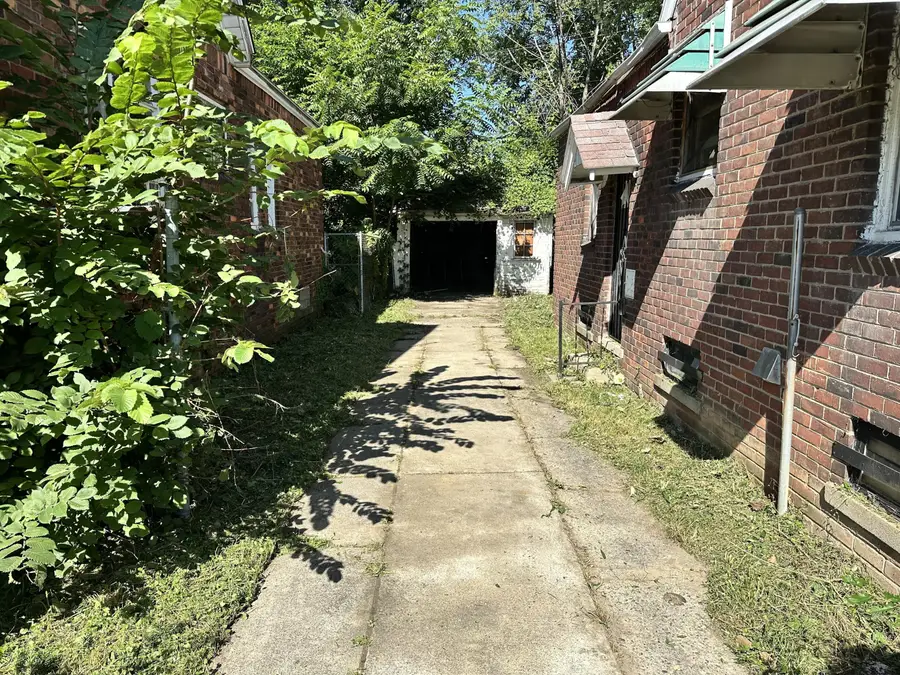 14819 Hubbell Street, Detroit, MI 48227 - Image #2