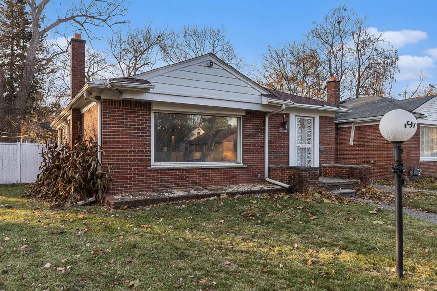 19795 Greydale Avenue, Detroit, MI 48219 - Image #2