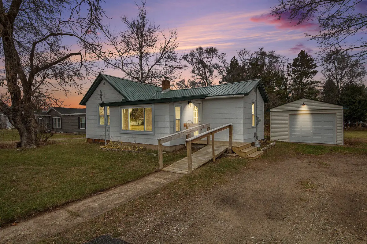 1008 Henderson Street, Big Rapids, MI 49307 - Image #1