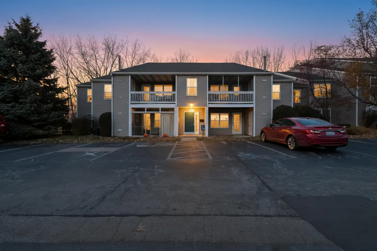 3075 Poplar Creek Drive Se #303, Grand Rapids, MI 49512 - Image #1