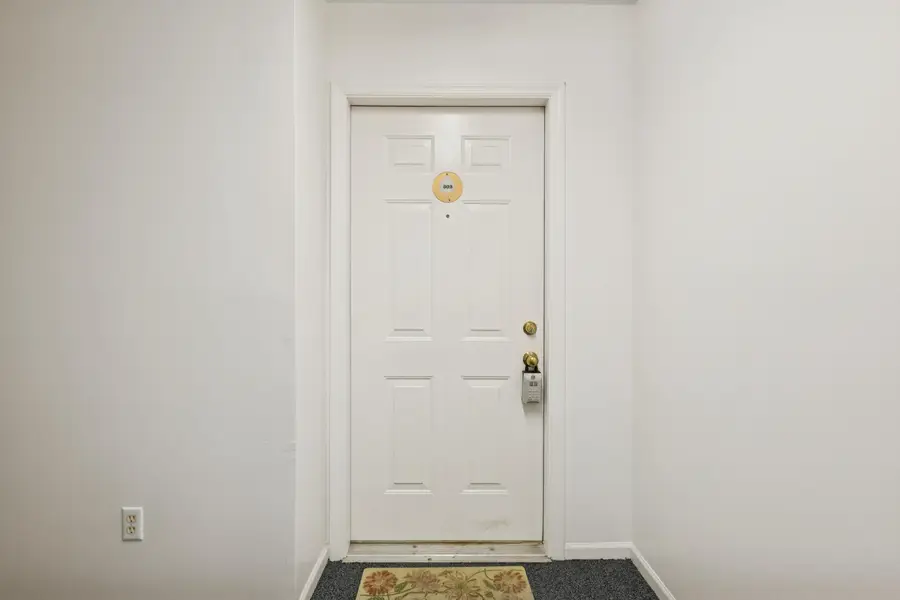 3075 Poplar Creek Drive Se #303, Grand Rapids, MI 49512 - Image #3