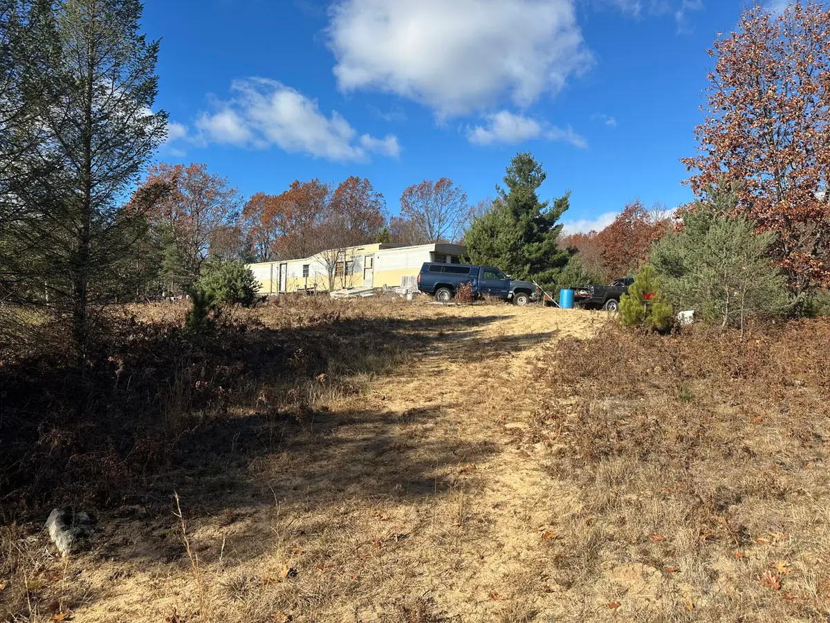 8159 N Sweet Chevy Lane, Bitely, MI 49309 - Image #1