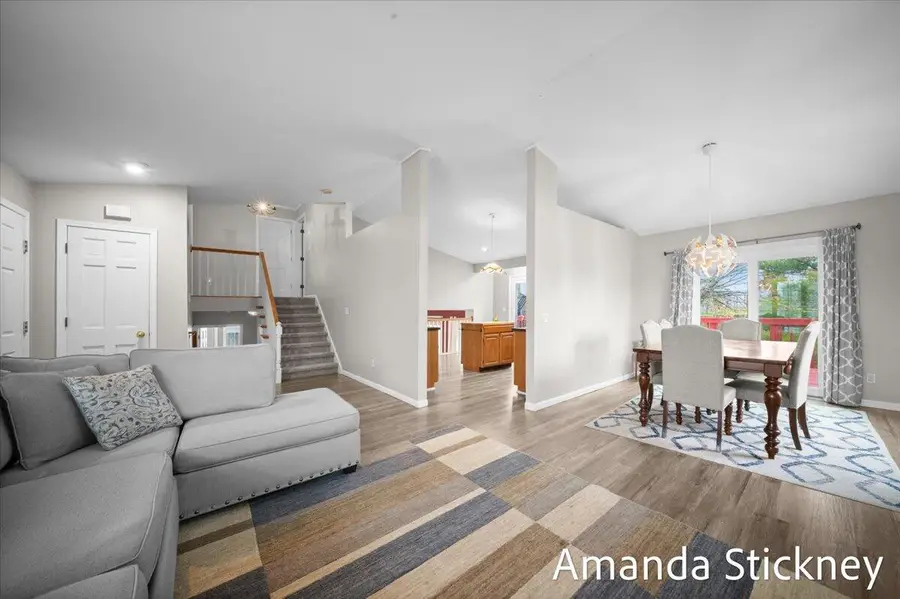 4910 Weatherstone Lane Se, Grand Rapids, MI 49508 - Image #2