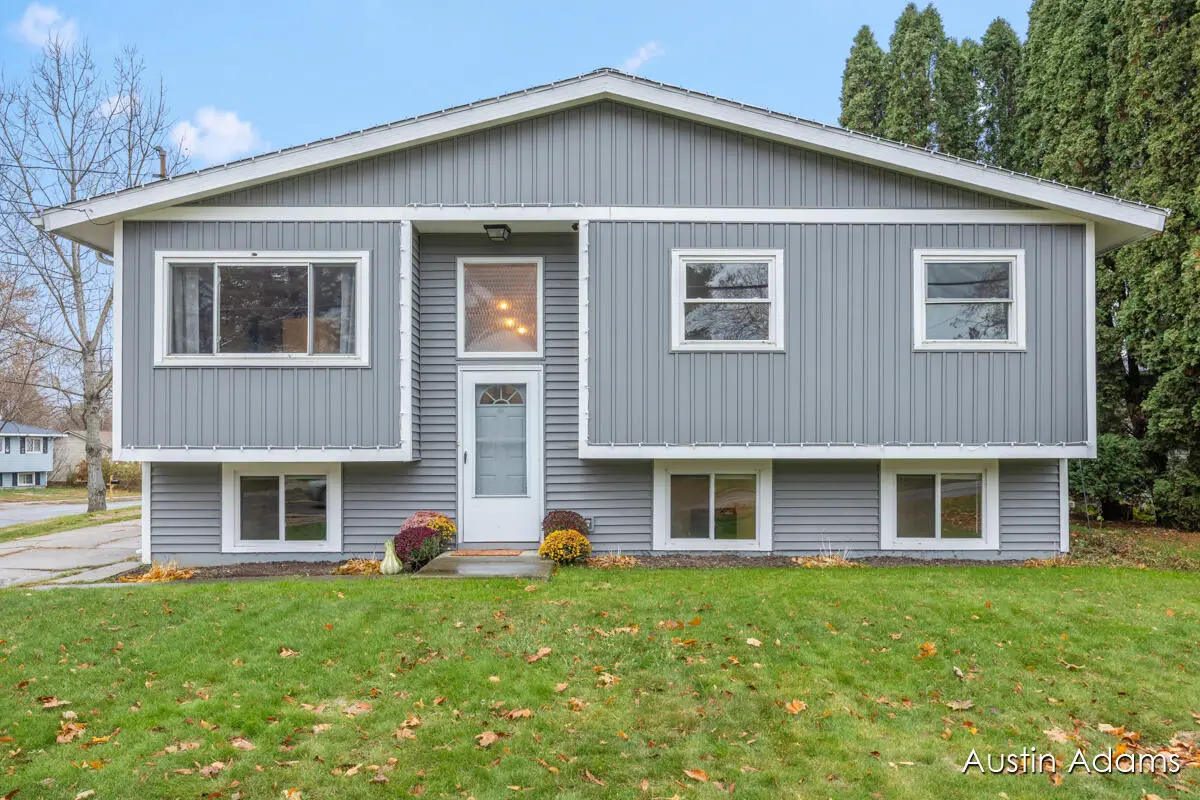 1005 W Main Street, Middleville, MI 49333 - Image #1