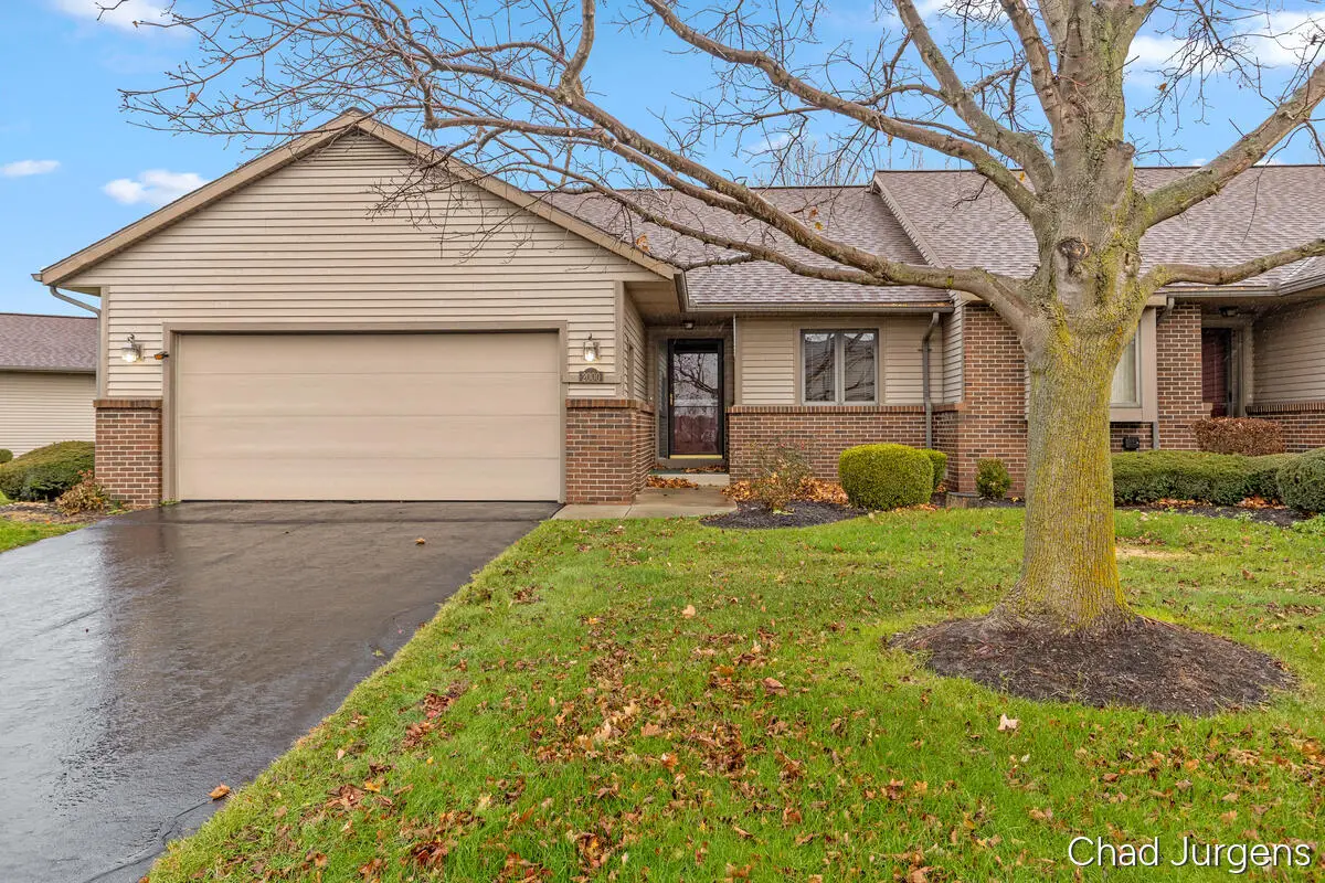 2000 Lakeview Drive, Zeeland, MI 49464 - Image #1
