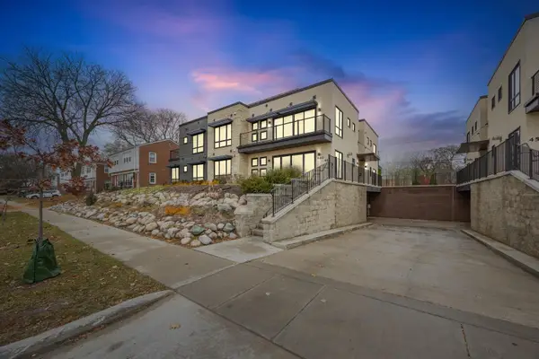 462 W Stadium Boulevard, Ann Arbor, MI 48103