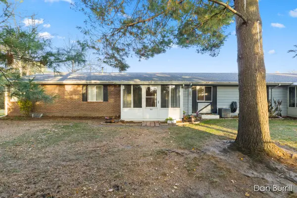 5825 Leisure South Drive Se #157, Grand Rapids, MI 49548