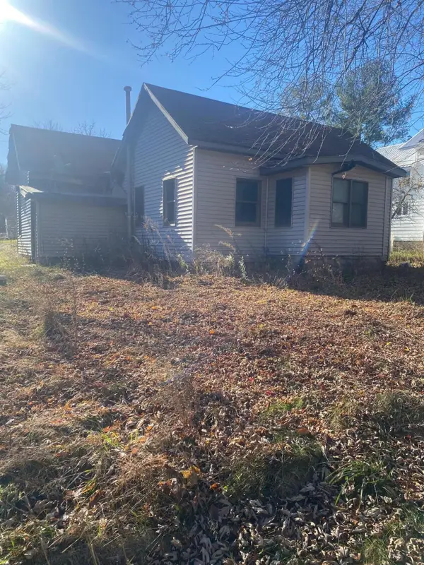 135 Millbrook Road, Blanchard, MI 49310