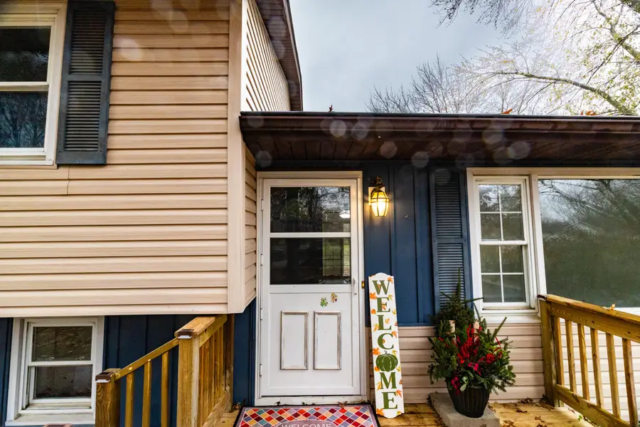 35399 Margurite Lane, Paw Paw, MI 49079 - Image #2