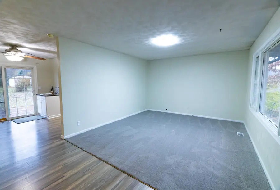 35399 Margurite Lane, Paw Paw, MI 49079 - Image #3