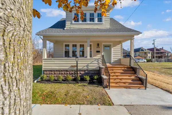 2476 Beals Street, Detroit, MI 48214