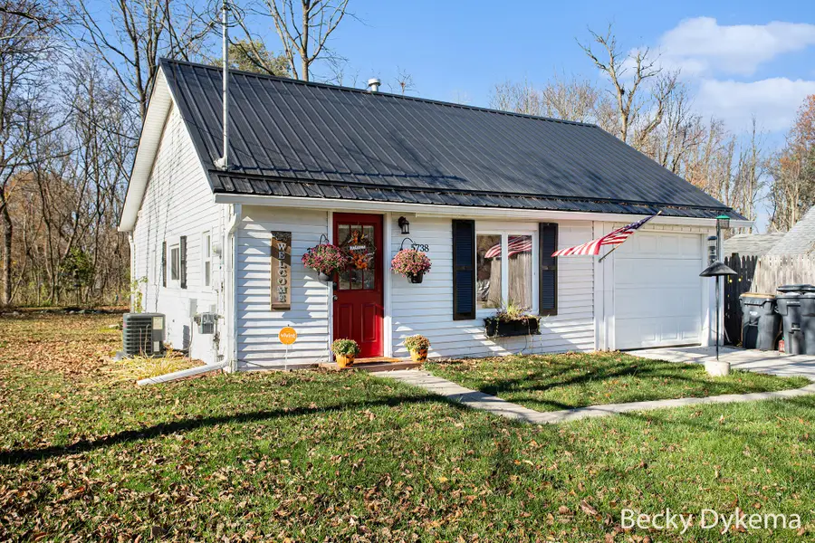 5738 Mount Vernon Avenue, Portage, MI 49024 - Image #2