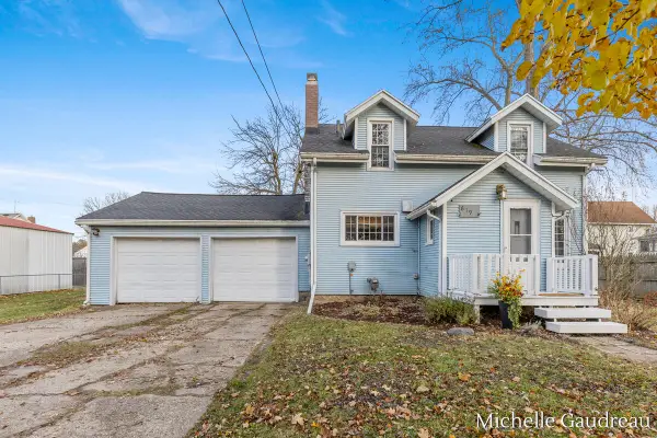 619 S Hayes Street, Hastings, MI 49058