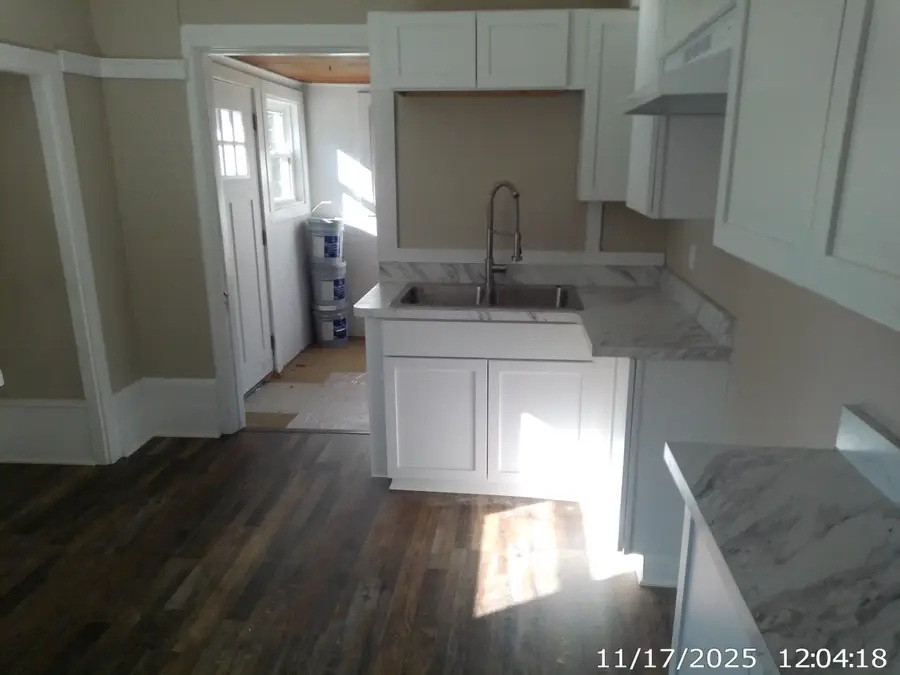 1238 Greenwood Avenue, Jackson, MI 49203 - Image #3